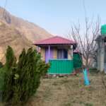 • Kedarkantha base camp stay — bonfire evening at Himalaya Trek Inn Sankri village